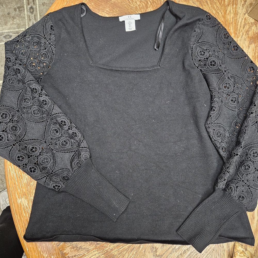 Halston Black Thick Long Sleeve Top With Thick Lace Sleeves